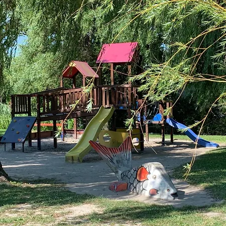 Laszlo Nyaralohaz Apartamento *