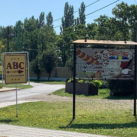 Apartamento Laszlo Nyaralohaz Balatonfenyves