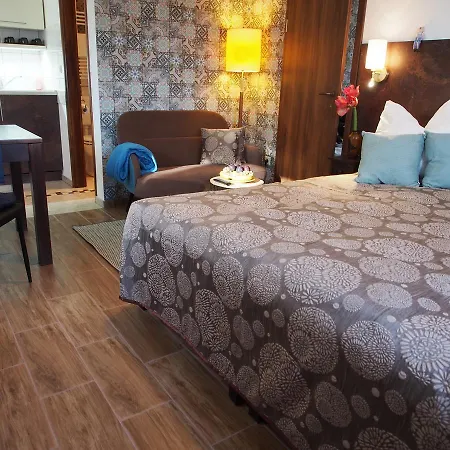 Laszlo Nyaralohaz Apartamento