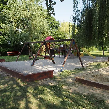 Laszlo Nyaralohaz Apartamento Balatonfenyves