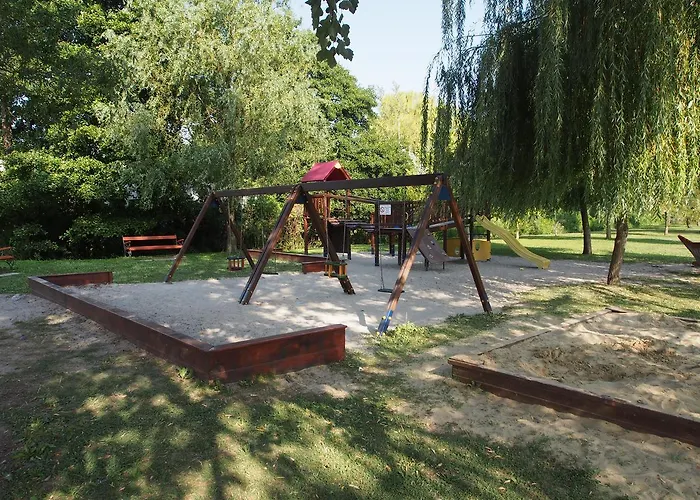 Laszlo Nyaralohaz Lägenhet Balatonfenyves